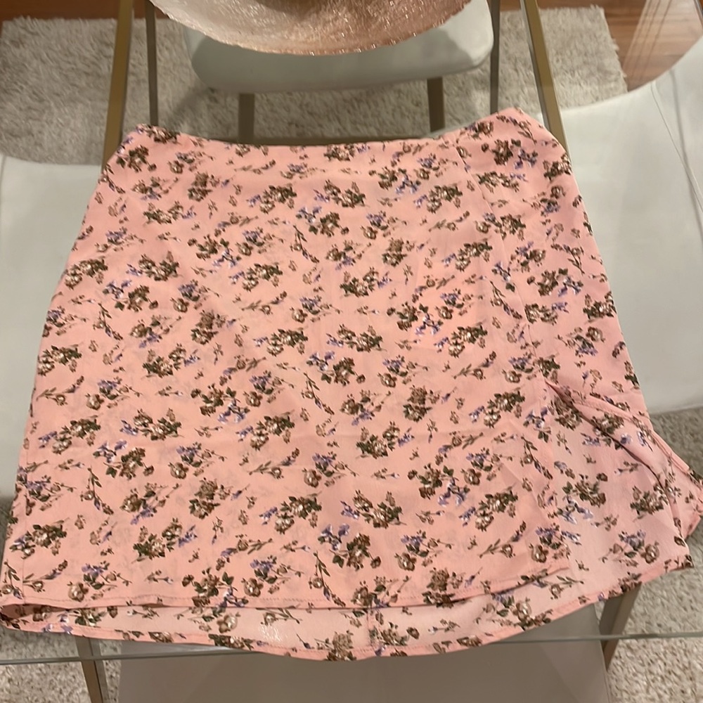 NWT Missguided Floral Skirt - Picture 4 of 7